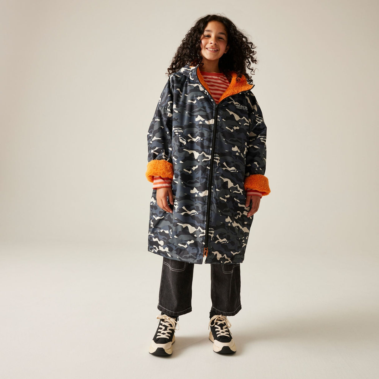 Regatta Kids Hooded Waterproof Dry Changing Robe