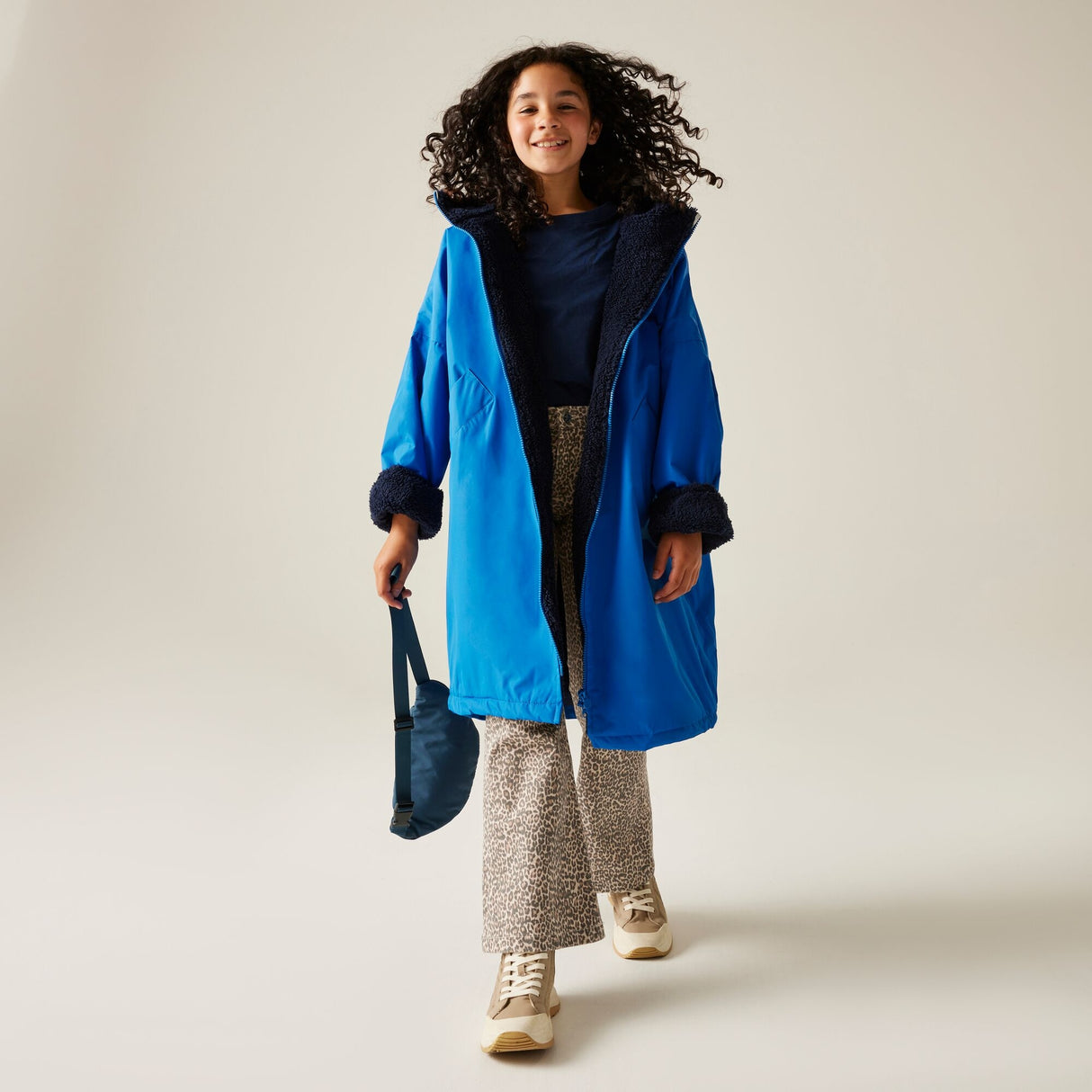 Regatta Kids Hooded Waterproof Dry Changing Robe