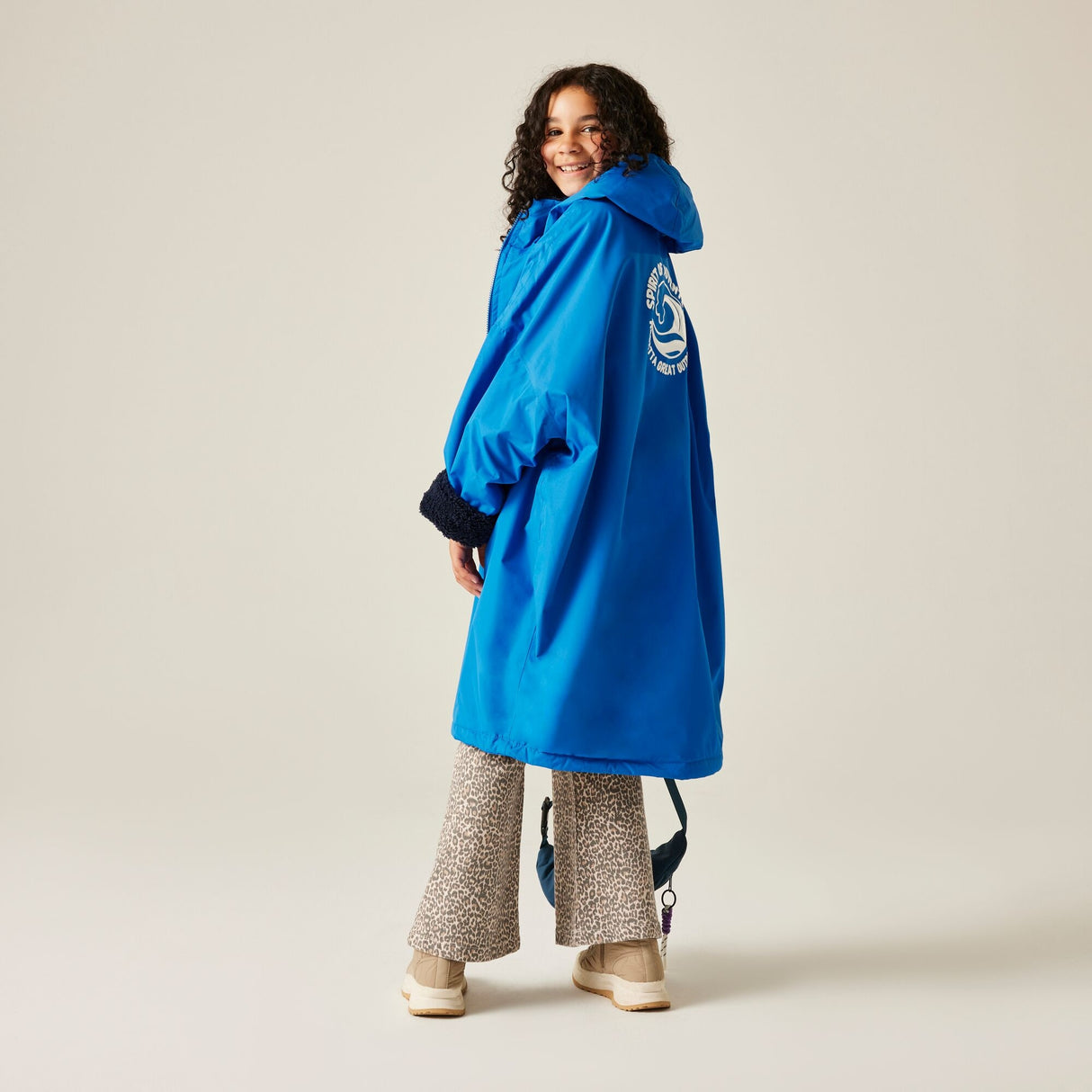 Regatta Kids Hooded Waterproof Dry Changing Robe