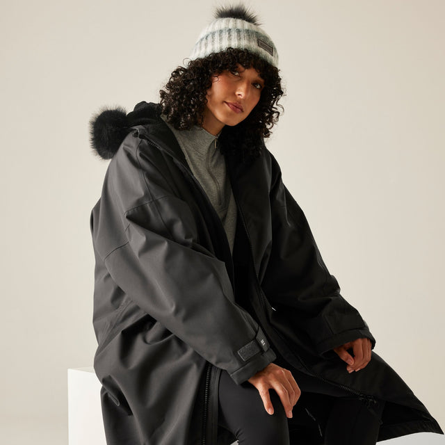 Regatta Adults Waterproof Changing Dry Robe Pro