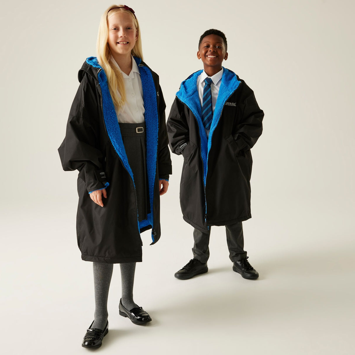 Regatta Kids Hooded Waterproof Dry Changing Robe